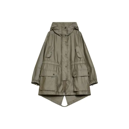 WEEKEND MaxMara Армейский зеленый Женские Парки