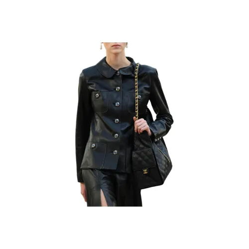 CHANEL 25S Весенне-летняя коллекция кожаная куртка женская черная