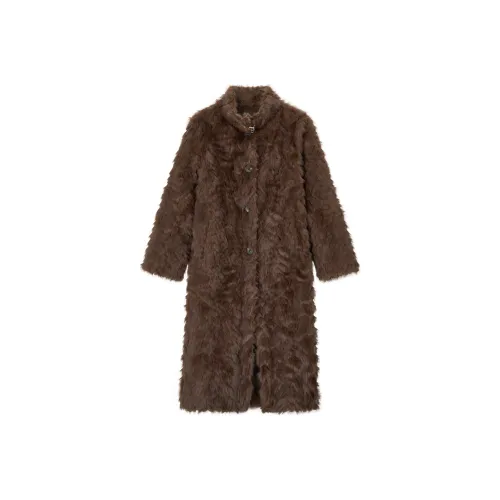 Женские меховые изделия