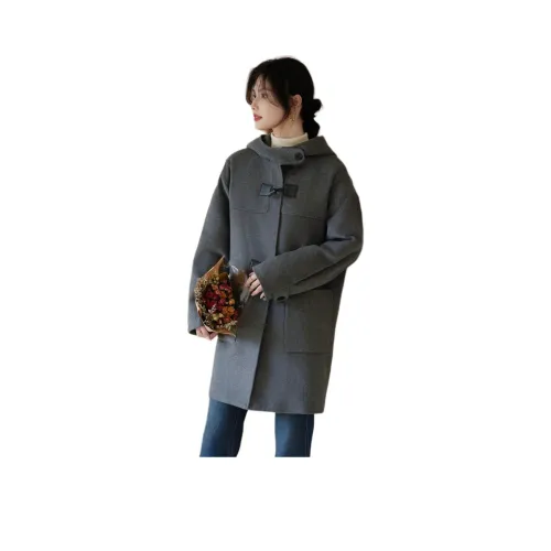 Still Quiet Куртка Женская Элегантная Серого цвета