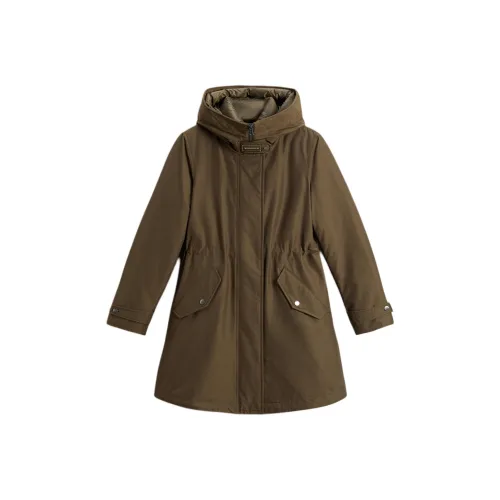 WOOLRICH Темно-зеленый Женские Парки