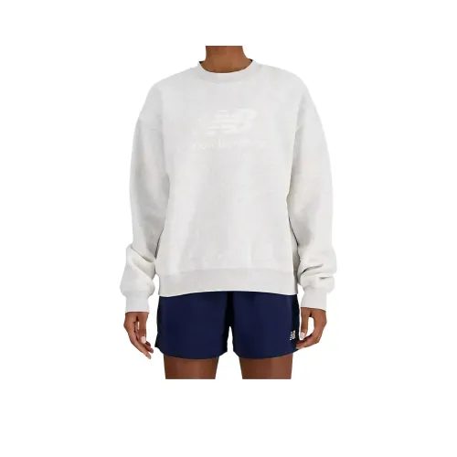 New Balance Sport Essentials Толстовка Женская Серого цвета