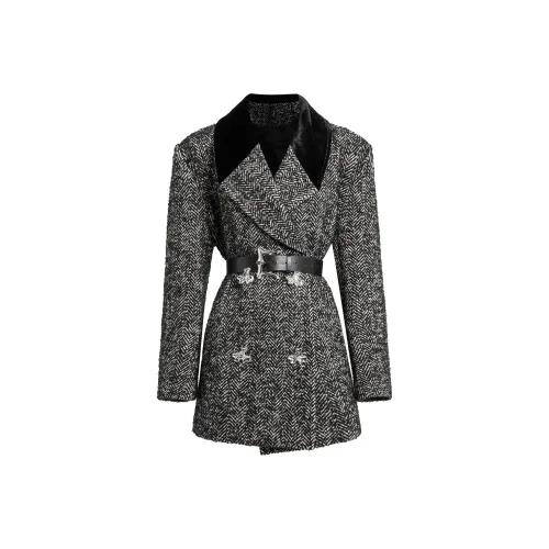 AUI Черное Женское Пальто