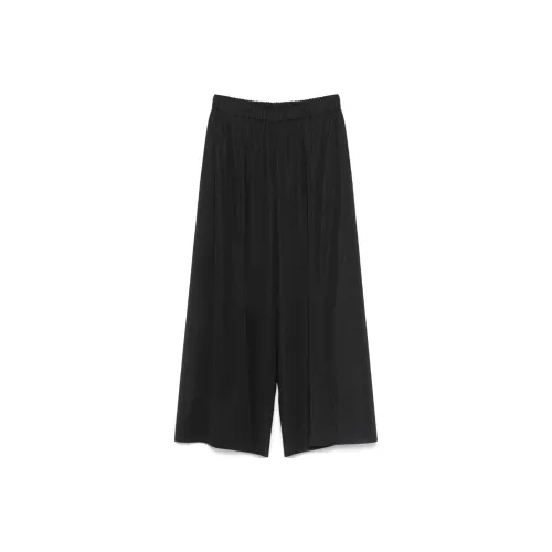 PLEATS PLEASE ISSEY MIYAKE Повседневные брюки Женские Черные