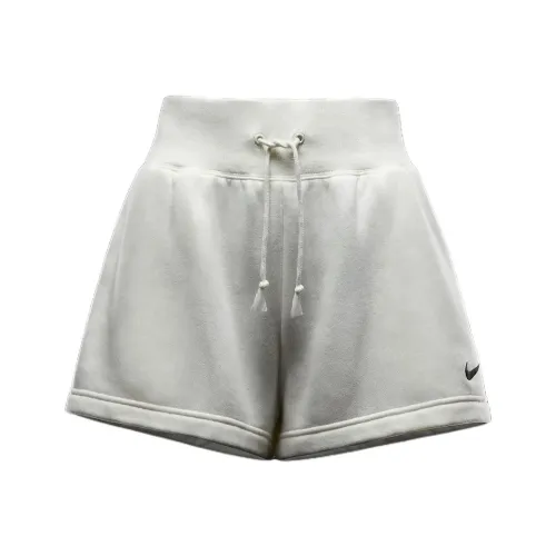 NIKE Сливочный Женские Повседневные Шорты