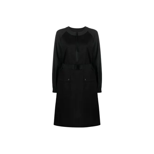 Moncler Длинное платье с длинными рукавами женское