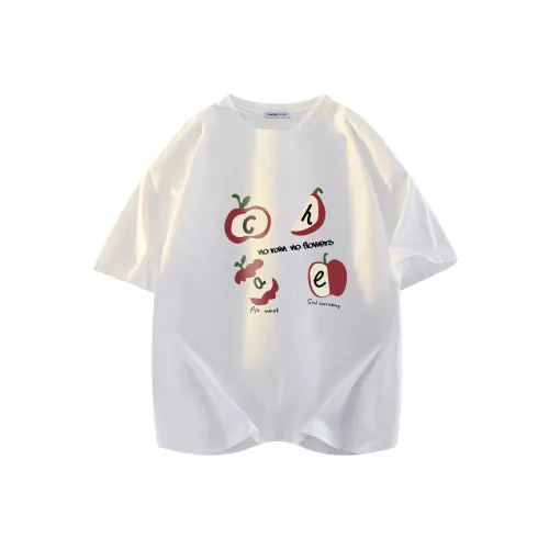 CacheCache Женские футболки