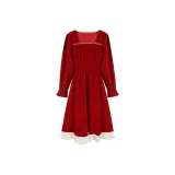 Красный, длинный