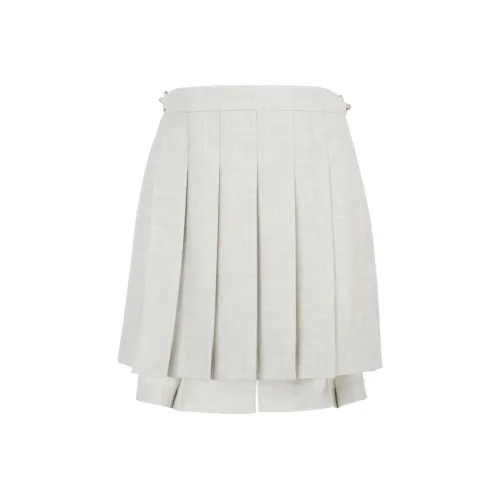 FENDI Серые Женские Повседневные Шорты