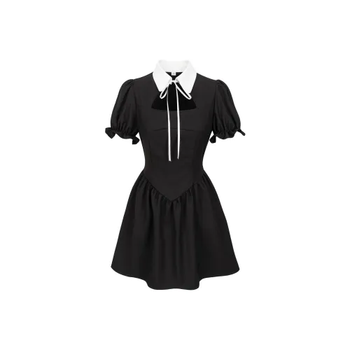 Черные женские платья с коротким рукавом