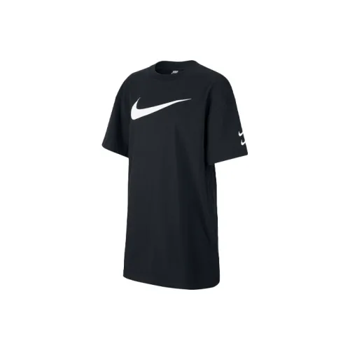 NIKE Черные Женские Платья с Коротким Рукавом