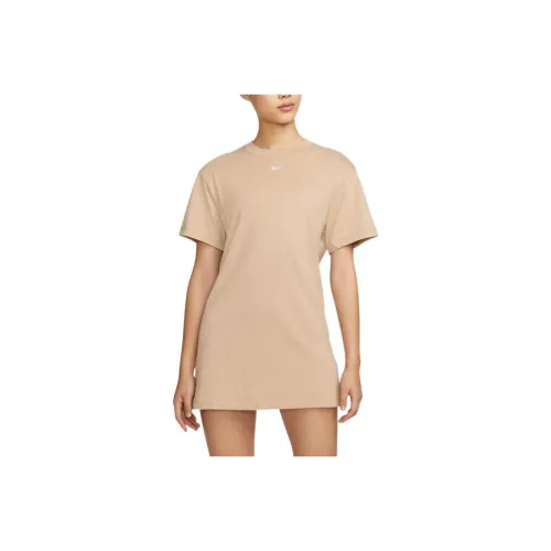 NIKE Mucuna Женские Платья с Коротким Рукавом
