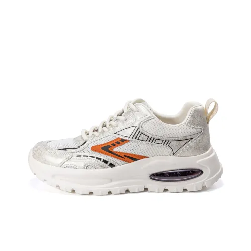 AQUASCUTUM Низкий топ Повседневная обувь Мужская Серебристо-белый