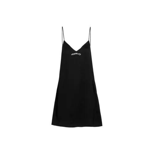 Vetements Черное женское платье без рукавов