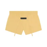 Светло-желтый