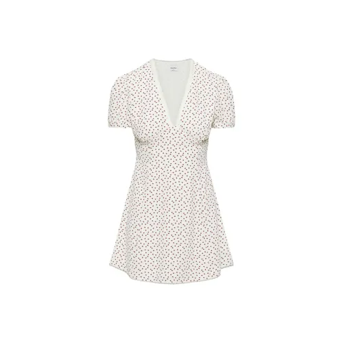 ARITZIA FW24 Sunday Best Mille Платье Короткий рукав Платье Женские Birch Темный Ruby R Светлая береза Основа Красный Принт