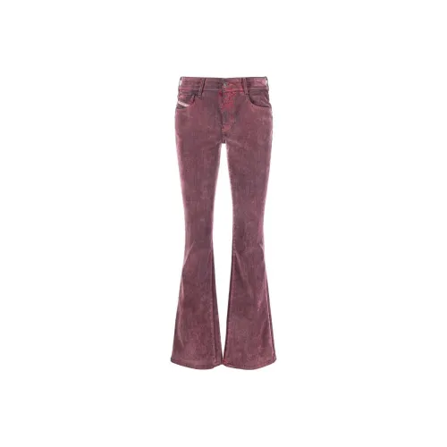 DIESEL Женские джинсы темно-розового цвета