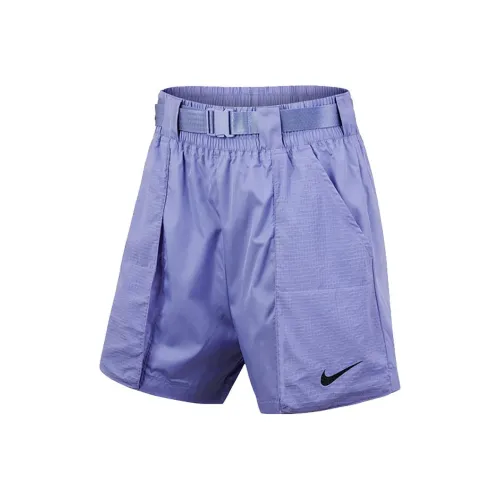 Nike Повседневные шорты Женские Фиолетовые