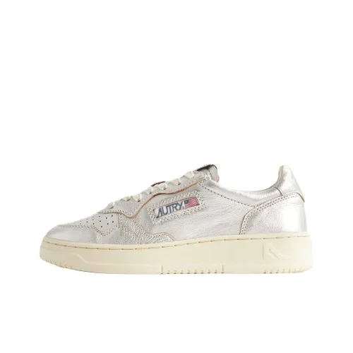 AUTRY Medalist Устойчивые к истиранию Низкие Кроссовки для скейтбординга Женские Серебряные