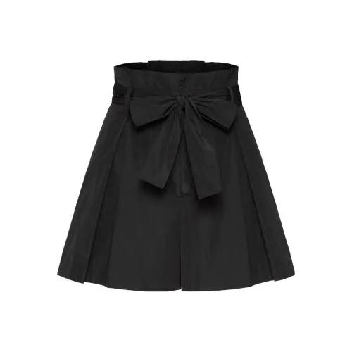 RED VALENTINO Повседневные шорты Женские Черные