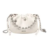 Молочно-белый