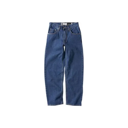 Levis Женские джинсы темно-синего цвета