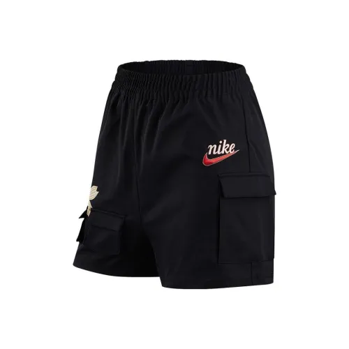 Nike Повседневные шорты Женские Черные