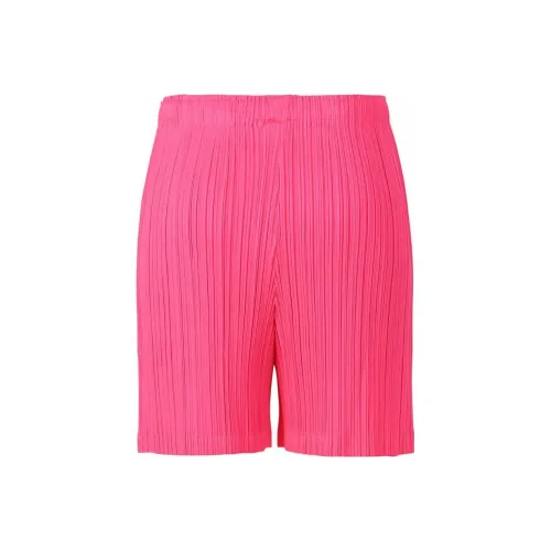 PLEATS PLEASE ISSEY MIYAKE Повседневные шорты Женские