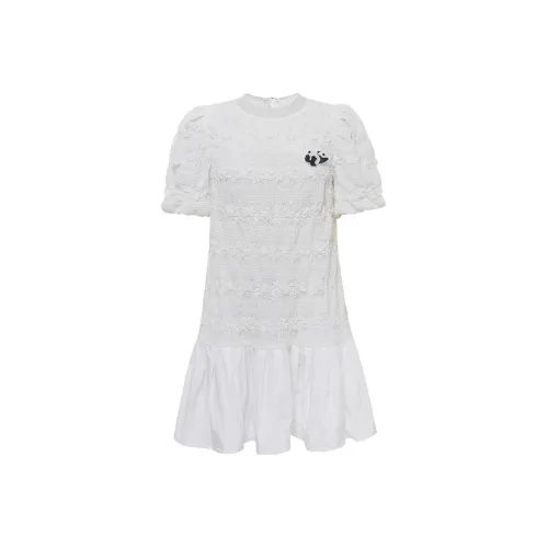D'zzit Белое Женское Короткое Платье с Рукавами