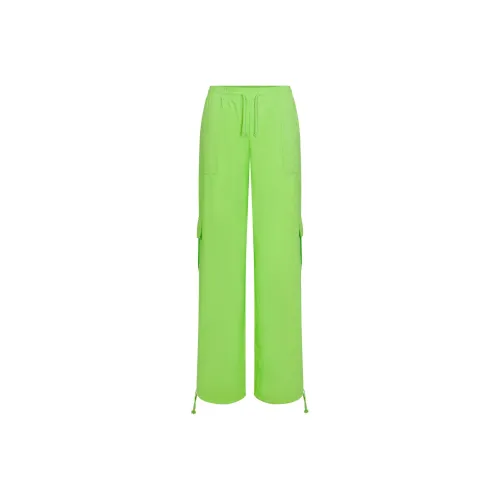 Skims Неоновый зеленый Женские Брюки карго