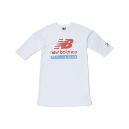 New Balance EssentialsFieldDay Белое Женское Короткое Платье с Рукавами