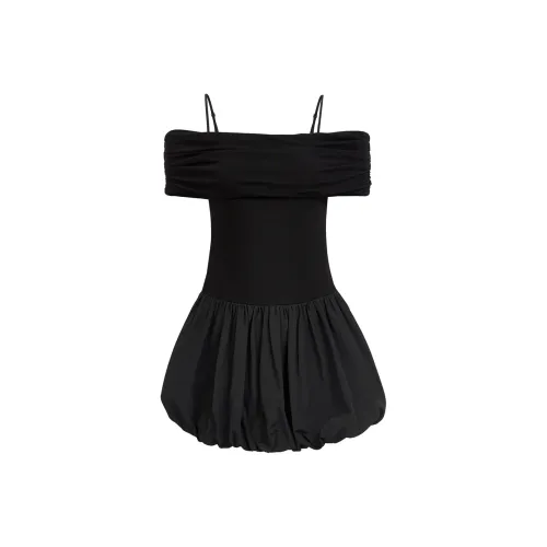 Only Black Женские Короткие Платья с Рукавами