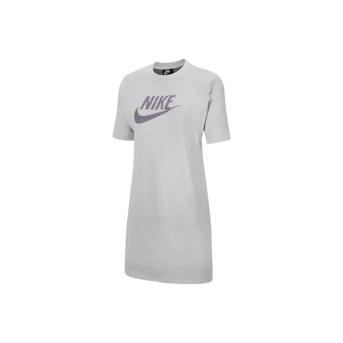 NIKE Серый Женские Платья с Коротким Рукавом