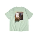 Светлый гороховый зеленый.