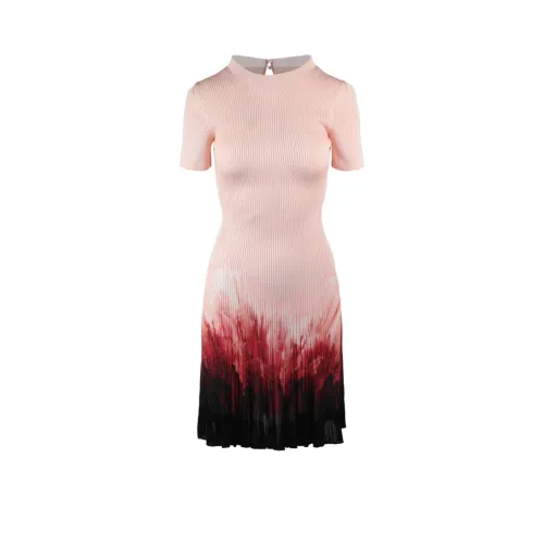 Alexander McQueen Розовые Женские Платья с Коротким Рукавом