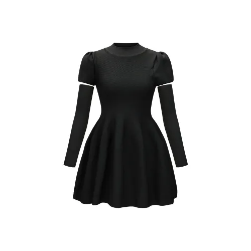 AVENEMENT Короткое платье с короткими рукавами женское черное