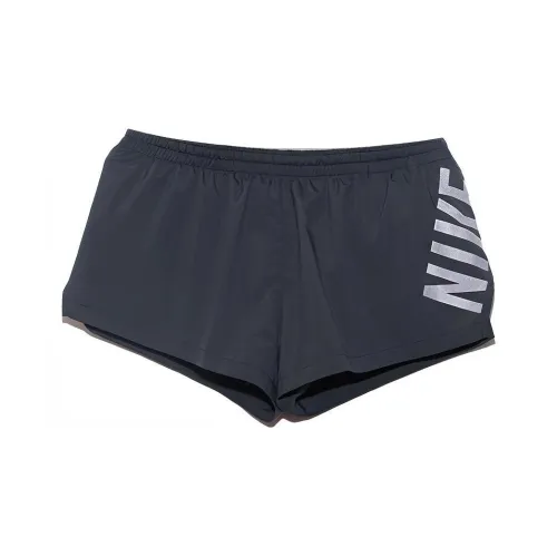 Nike Повседневные шорты Женские Черные