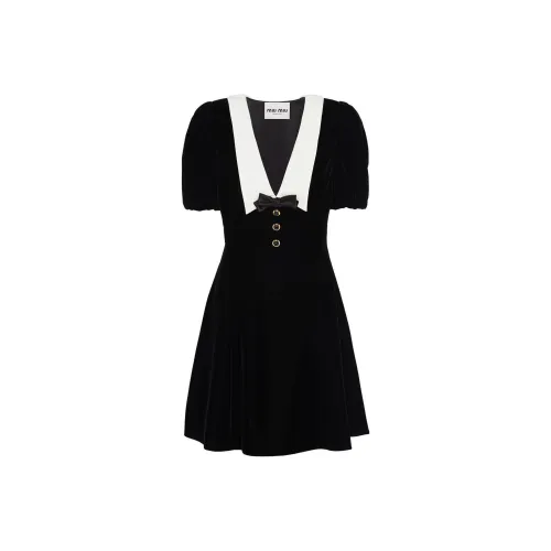 MIU MIU Черное Женское Короткое Платье с Рукавами