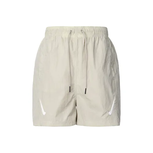 Nike Повседневные шорты женские цвет ротанг желтый