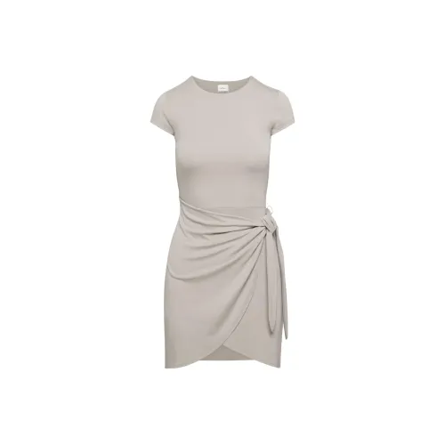 ARITZIA WILFRED Новый LUNE Платье Короткое Sleeved Платье Женское Ashen Железно-циановый