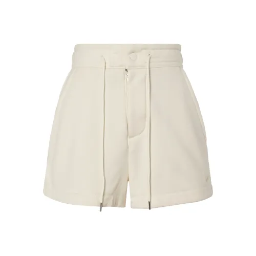 NIKE Сливочный Женские Повседневные Шорты