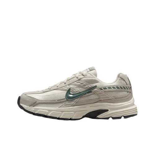 Nike Initiator Low Беговые кроссовки Женские Бежевые