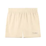 Молочно-белый