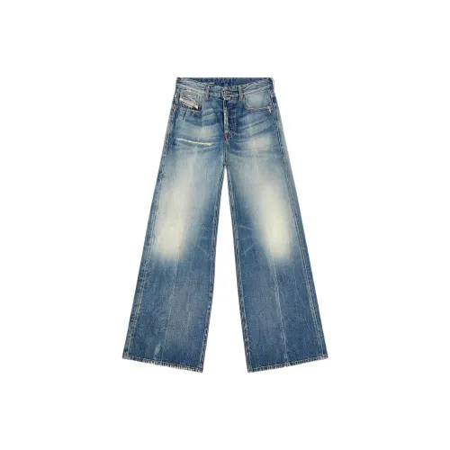 DIESEL Джинсы Женские Средне-голубой