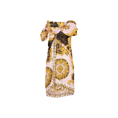 FENDI Желтые Женские Короткие Платья с Рукавами