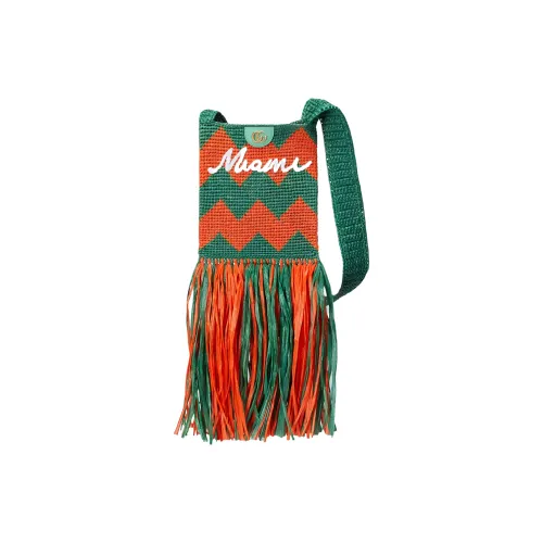 GUCCI Сумки через плечо Женские