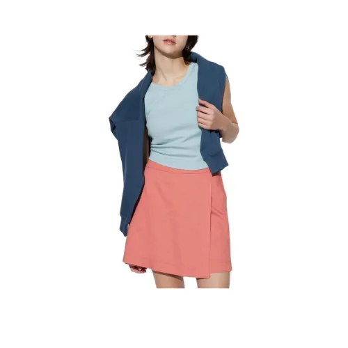 UNIQLO Повседневные шорты женские оранжево-желтые