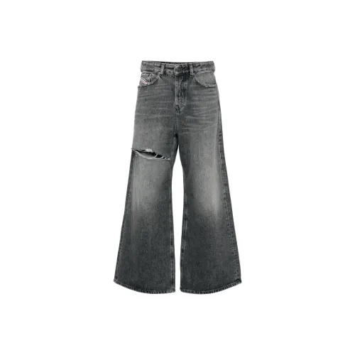 DIESEL Серые Женские Джинсы