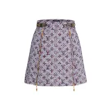 Фиолетовый