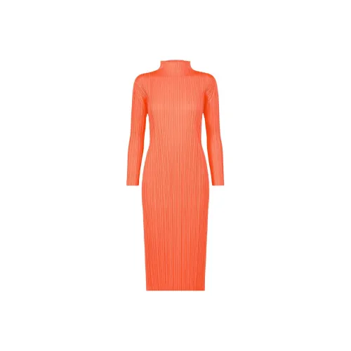 Homme Plissé Issey Miyake Неоновый оранжевый Женские Длинные Платья с рукавами